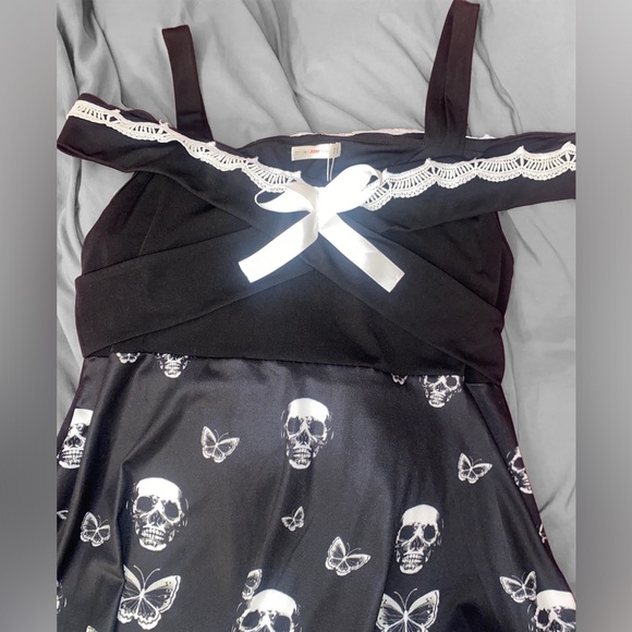 Rockabilly Pinup Girl Punk Goth Emo Dress Skulls Black & White Vintage Retro NEW - Picture 3 of 5